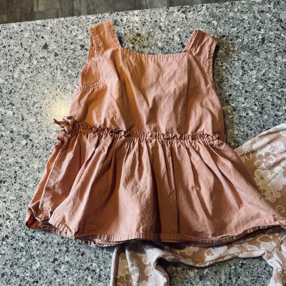 Grayson Collective GIRLS Sleeveless Top and Floral Leggings Set - Size 5T ⭐🌼 - Picture 2 of 11